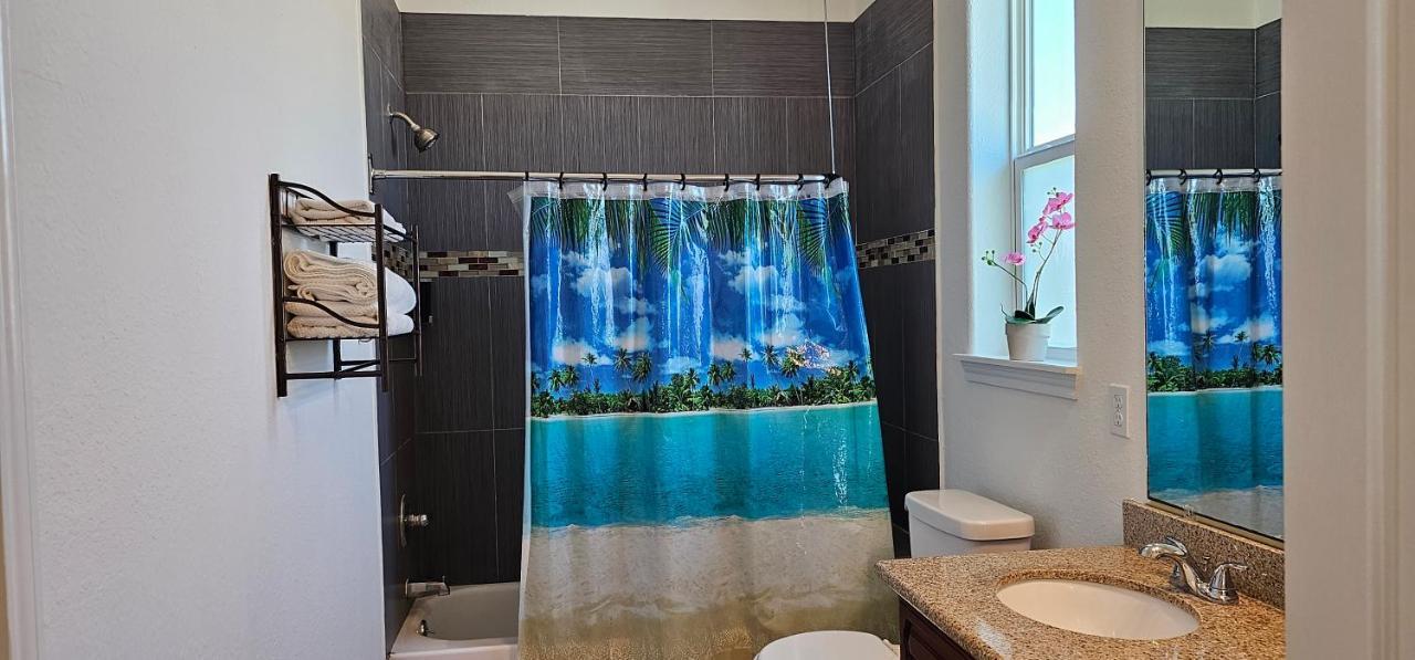 Private Beach -- Away From The Crowds - Ocean Views -Short Drive To Moody Gardens, Schlitter Bahn, Pleasure Pier 갤버스턴 외부 사진