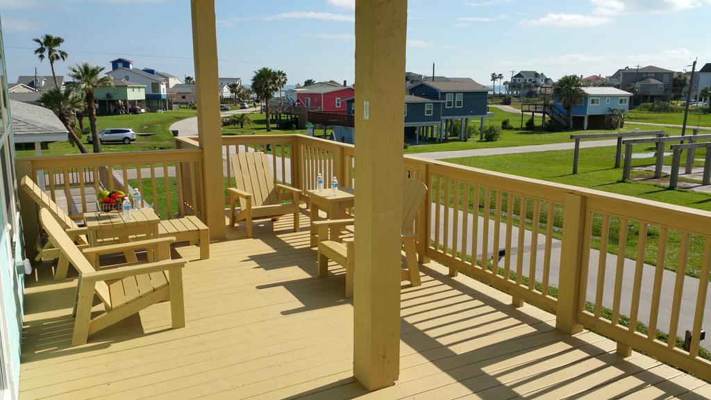 Private Beach -- Away From The Crowds - Ocean Views -Short Drive To Moody Gardens, Schlitter Bahn, Pleasure Pier 갤버스턴 외부 사진